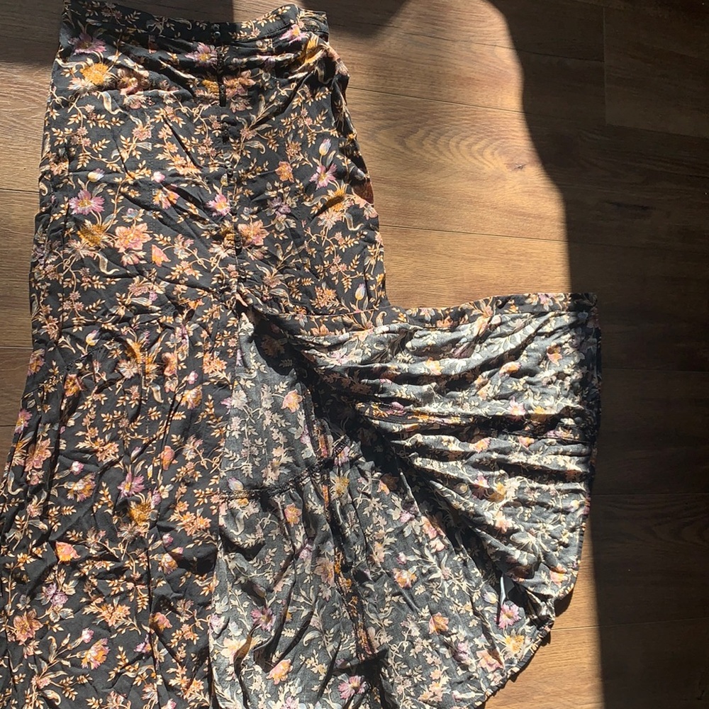 American Eagle Long skirt